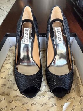 Badgley Mischka Black Peep-Toe Crystal-Stud Pumps